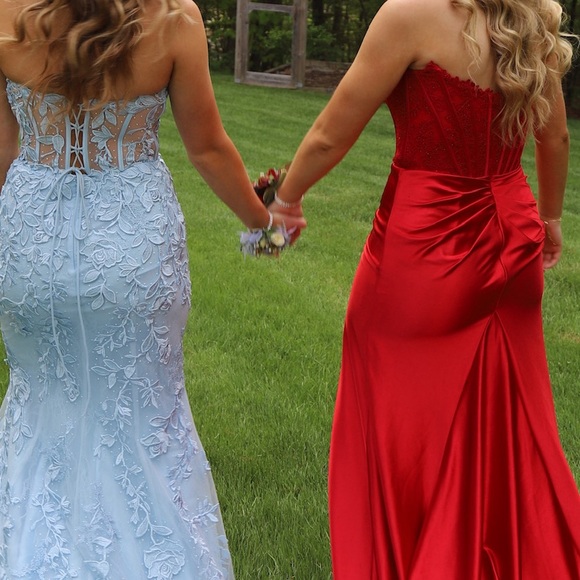 Sherri Hill Stunning Red Prom Corset Gown (style 55419) - Picture 5 of 16